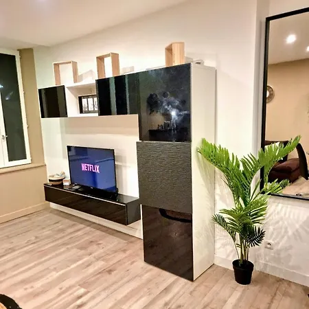 Διαμέρισμα St Laurent Cocon *